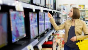 Boost Your Retail Success with Digital Display: 3 Key Advantages
